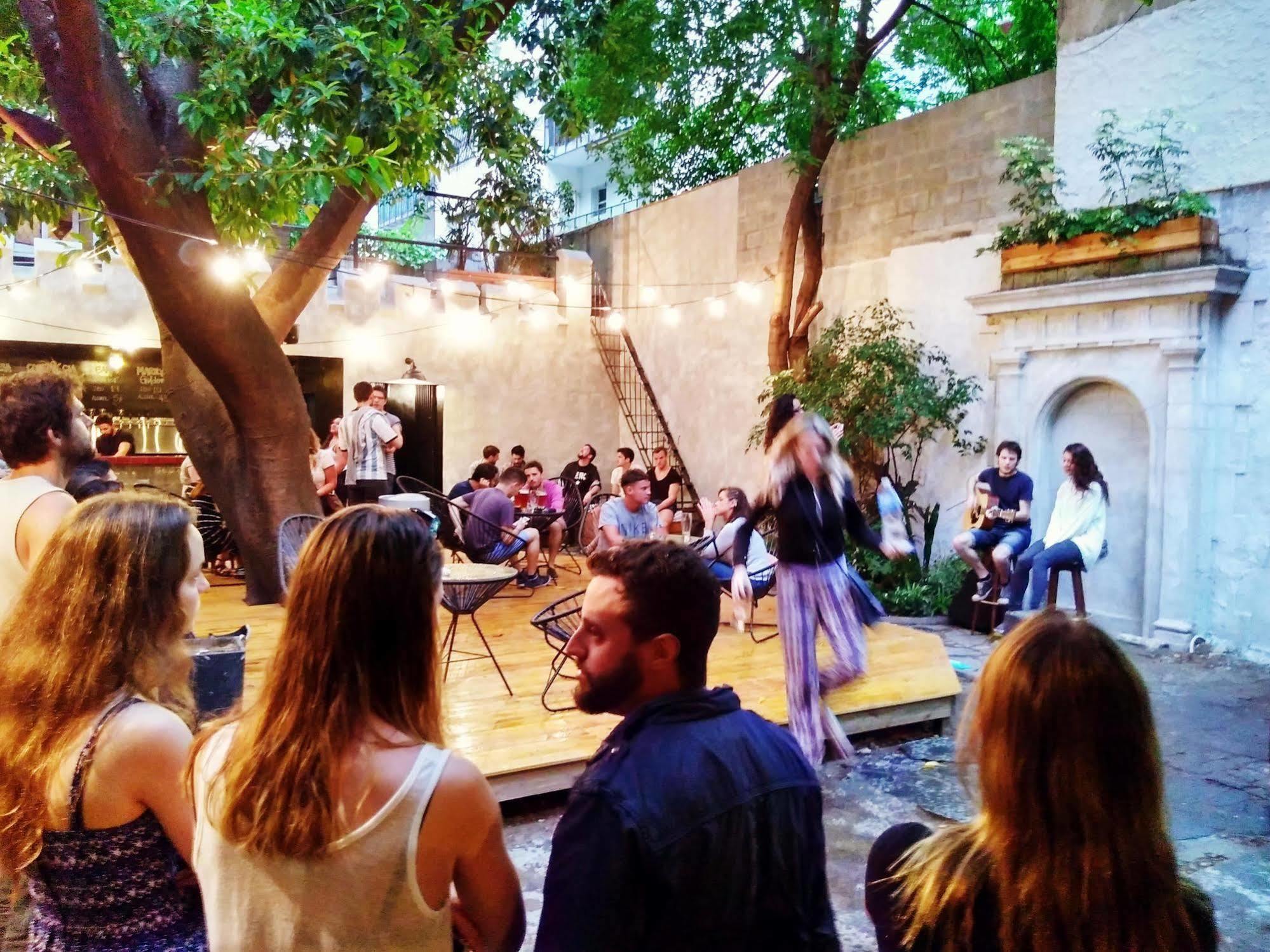 Art Factory Beer Garden Hostel Буенос Айрес Екстериор снимка