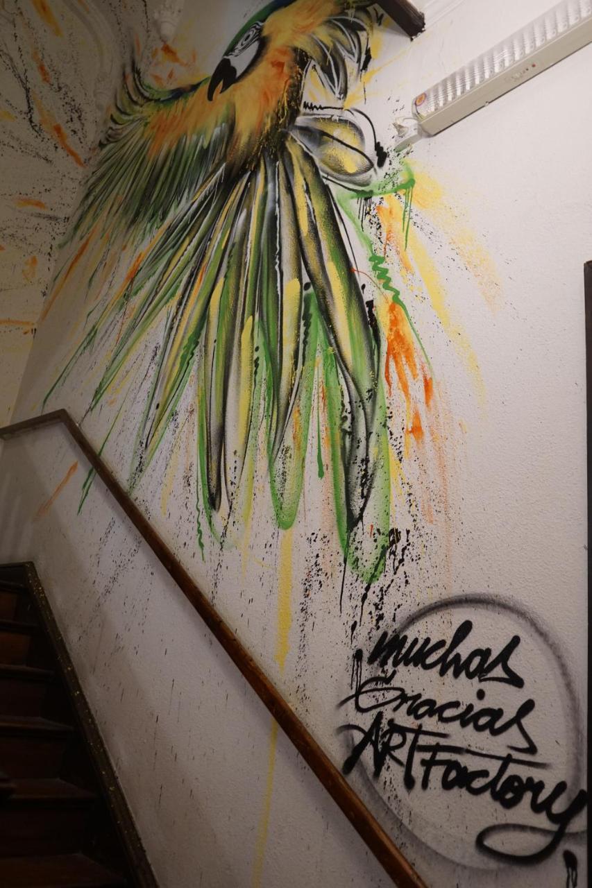 Art Factory Beer Garden Hostel Буенос Айрес Екстериор снимка